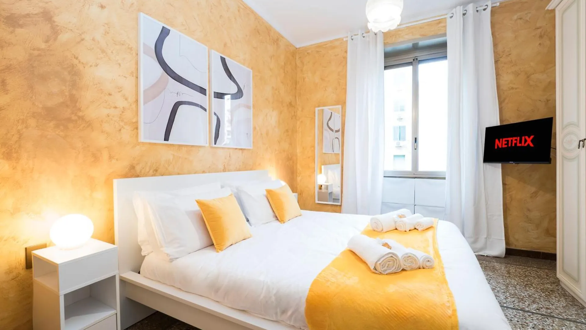 Apartment {Colosseum 10 Minutes} Netflix & Free Wi-Fi Rome